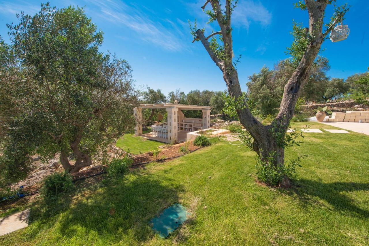 Tenuta Lamia Degli Ulivi - Ostuni Puglia - Ancient Lamia And Modern Villa Exterior photo